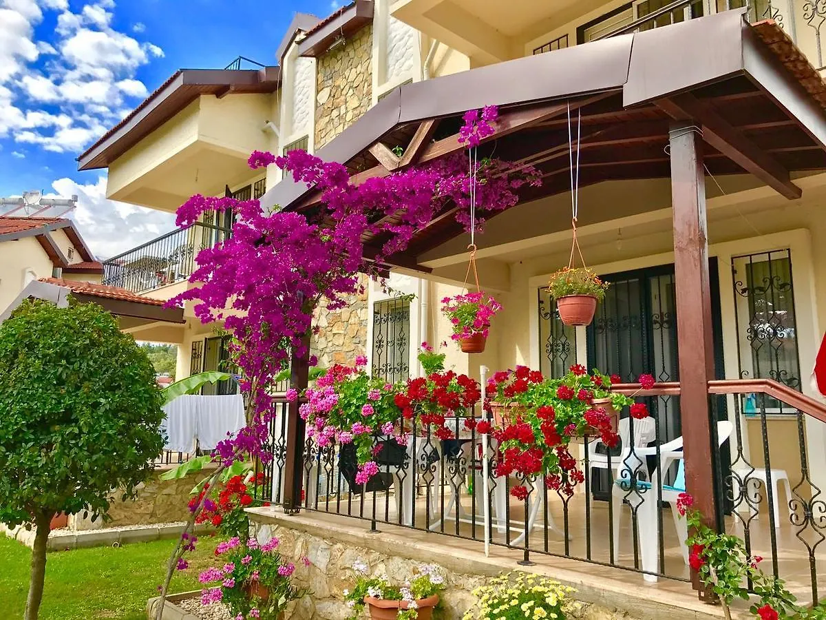 Lale Apartments Fethiye