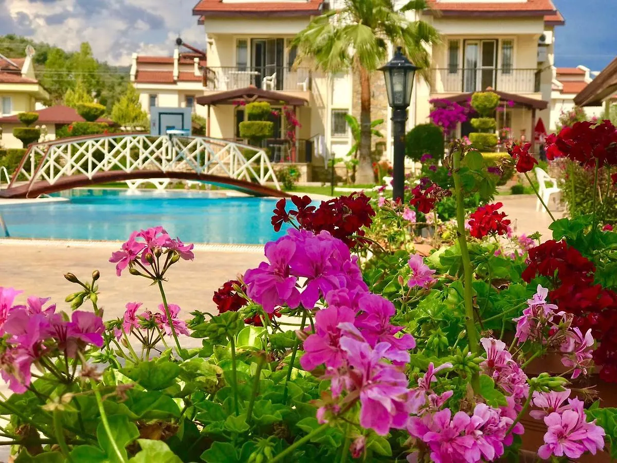 Lale Apartments Fethiye