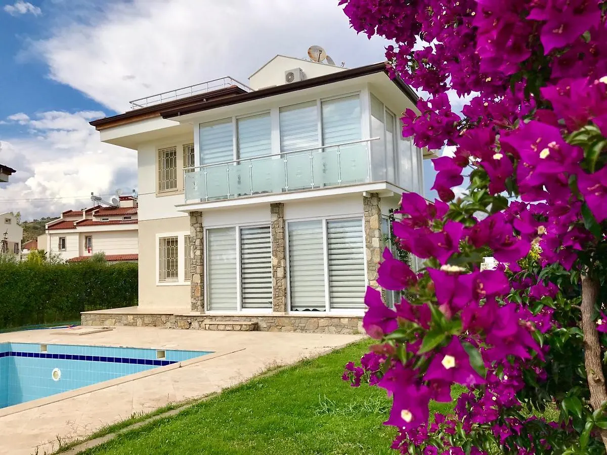 Lale Apartments Fethiye