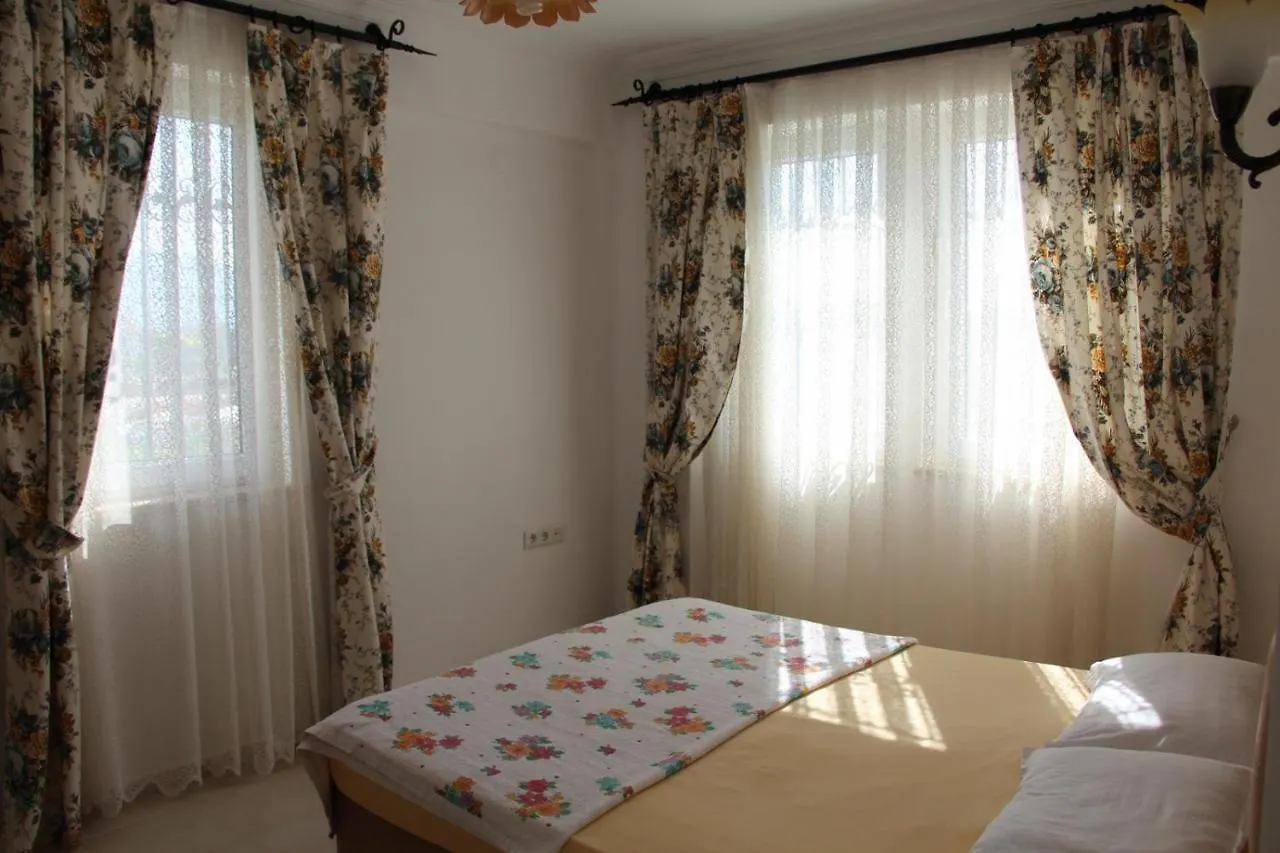 Lale Apartments Fethiye 0*,